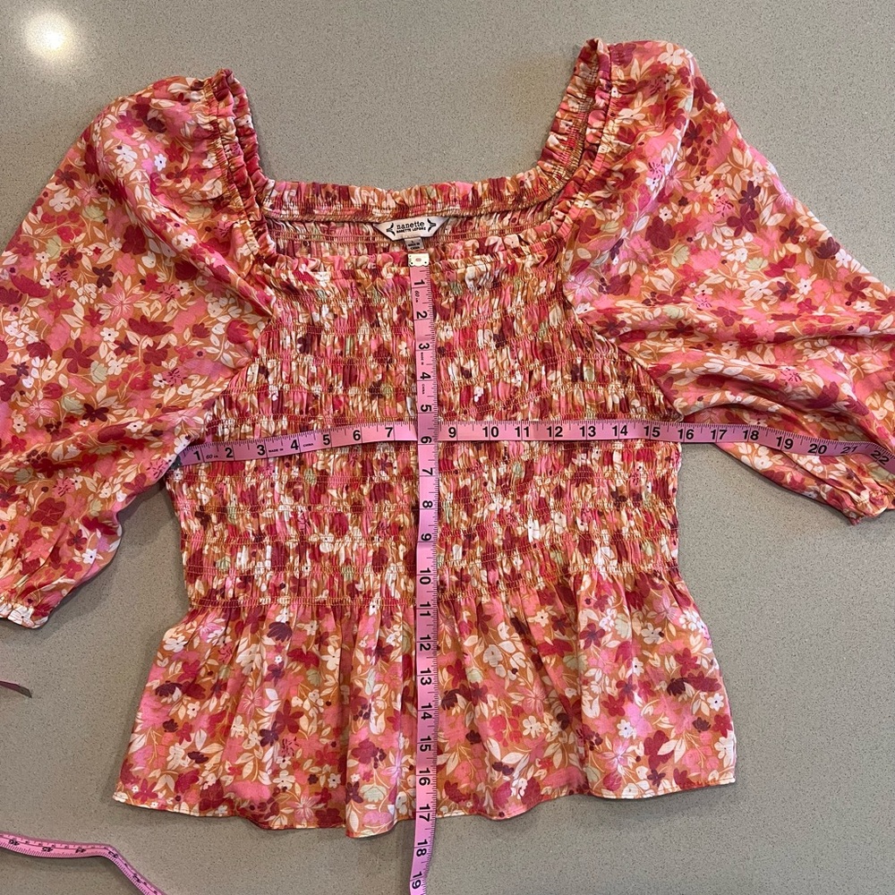 Nanette Lepore Pink Puff Sleeve Smocked Peplum Blouse Size L - Picture 2 of 10